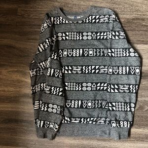 Pull over sweatshirt